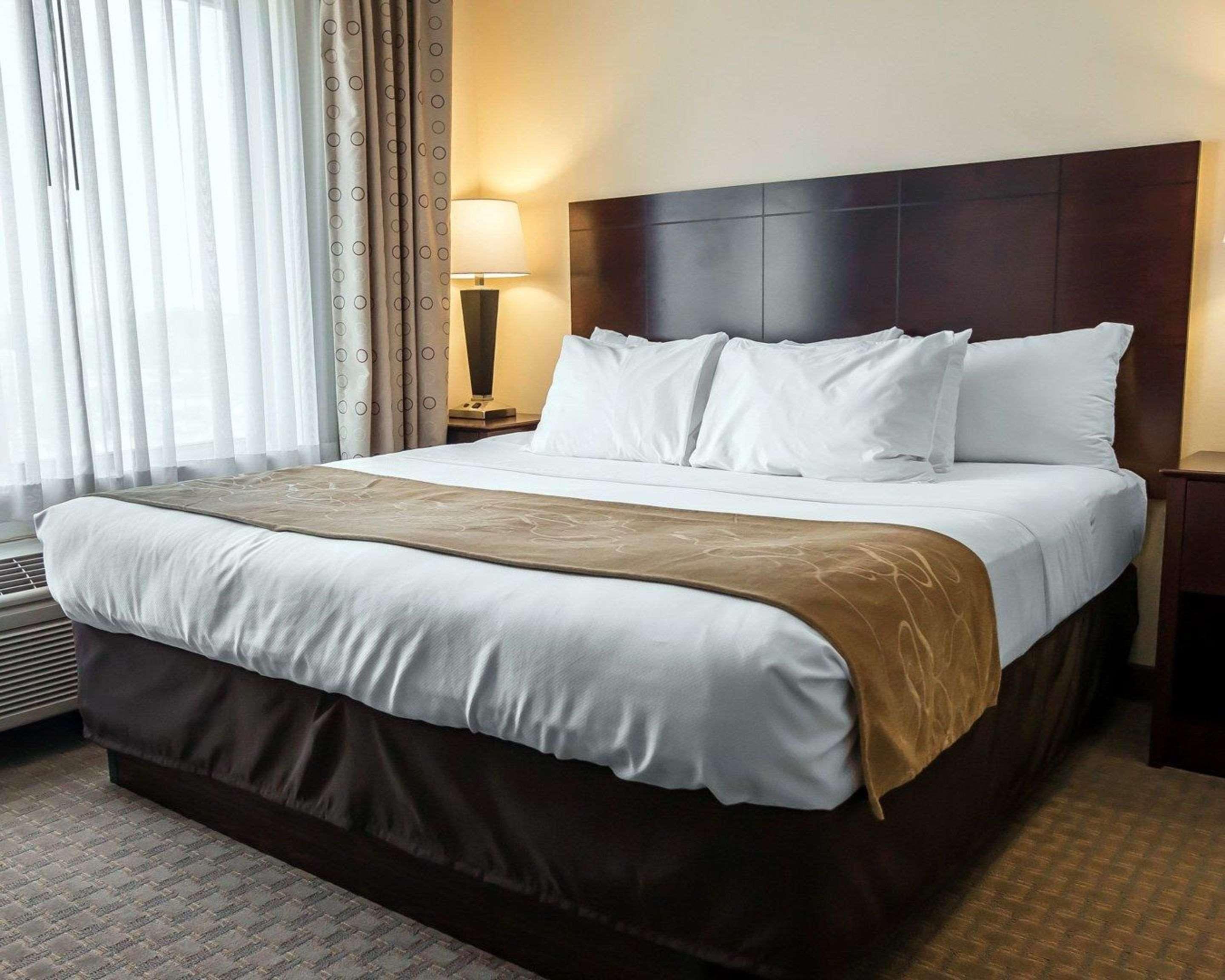 Comfort Suites University Area Notre Dame-Саут-Бенд Екстер'єр фото