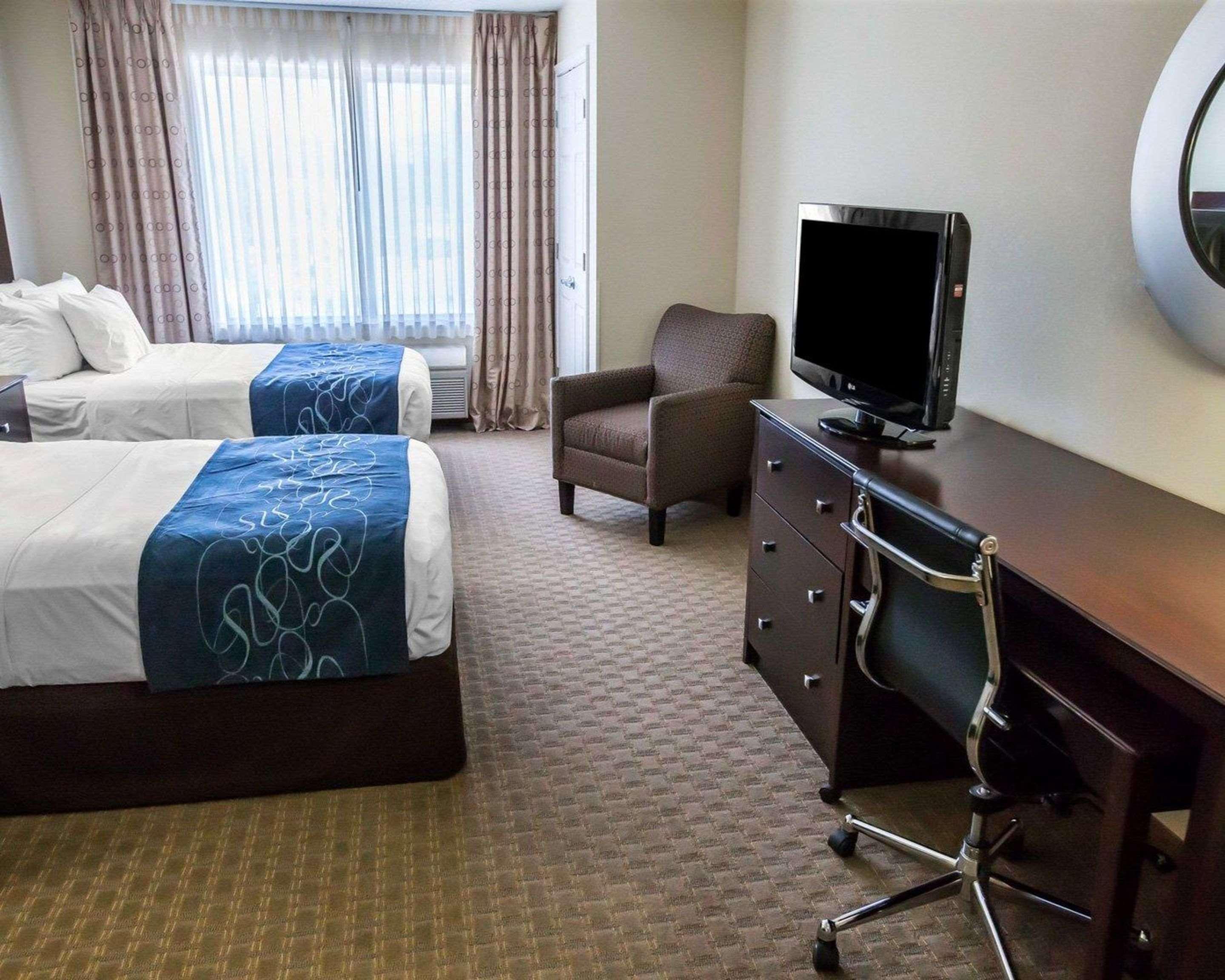 Comfort Suites University Area Notre Dame-Саут-Бенд Екстер'єр фото